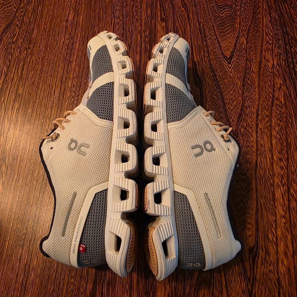 On Cloud 5 Womens Running Shoes Glacier White Denim Blue Speed Laces Size 8.5